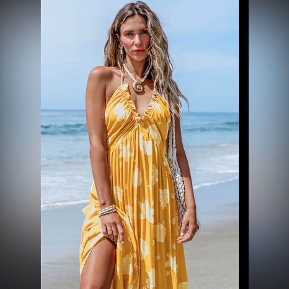 CUPSHE Yellow Seashell Plunging Halterneck
Maxi Dress XL